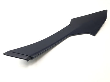 Aprilia RST 1000 Futura [2002] - revestimiento lateral en el lado izquierdo del panel lateral del asiento