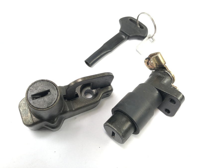 Kawasaki ZRX 1200 S ZRT20A [2002] - Locksmith Lock Lock