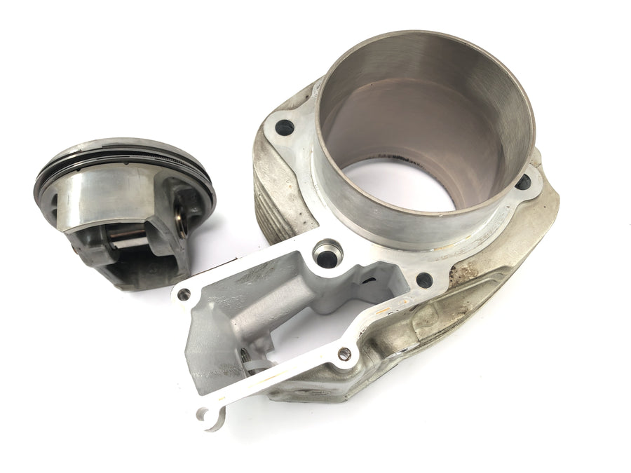 BMW R 1150 R R21 [2003] - Cilindro con pistones a la derecha