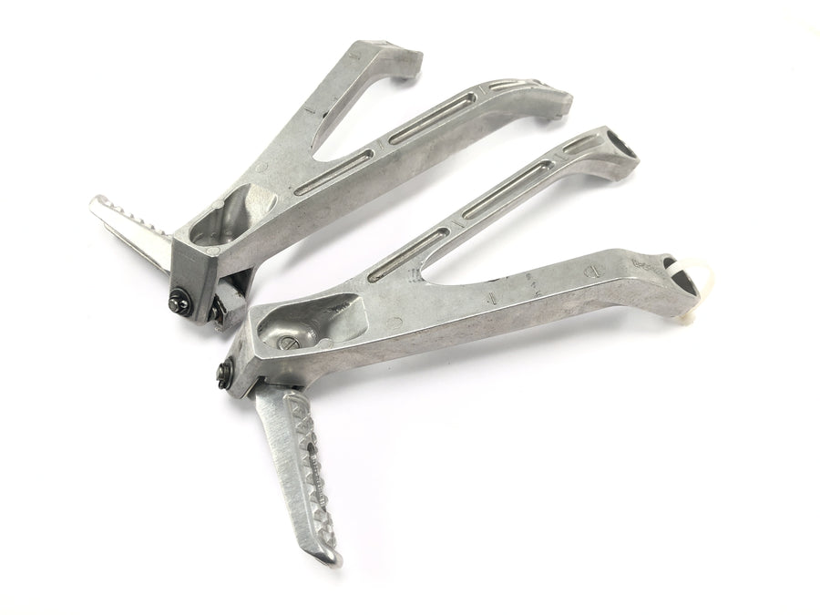 Honda CBR 1000 RR SC59 [2008] - Sistema de reposapiés para pasajero, soporte para reposapiés izquierdo y derecho