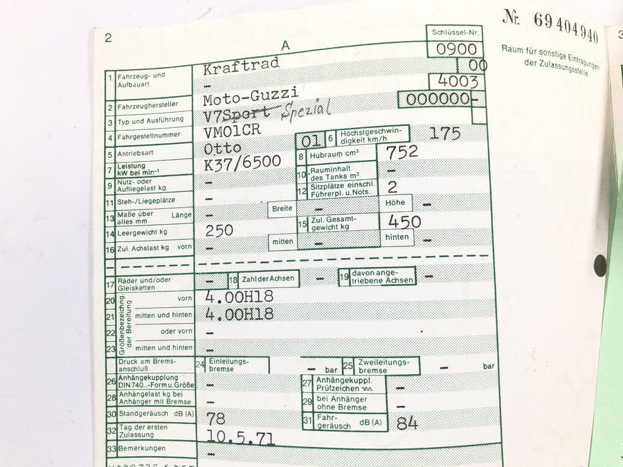 Moto Guzzi V7 Special [1971] - bastidor con documento de matriculación bastidor principal bastidor base bastidor