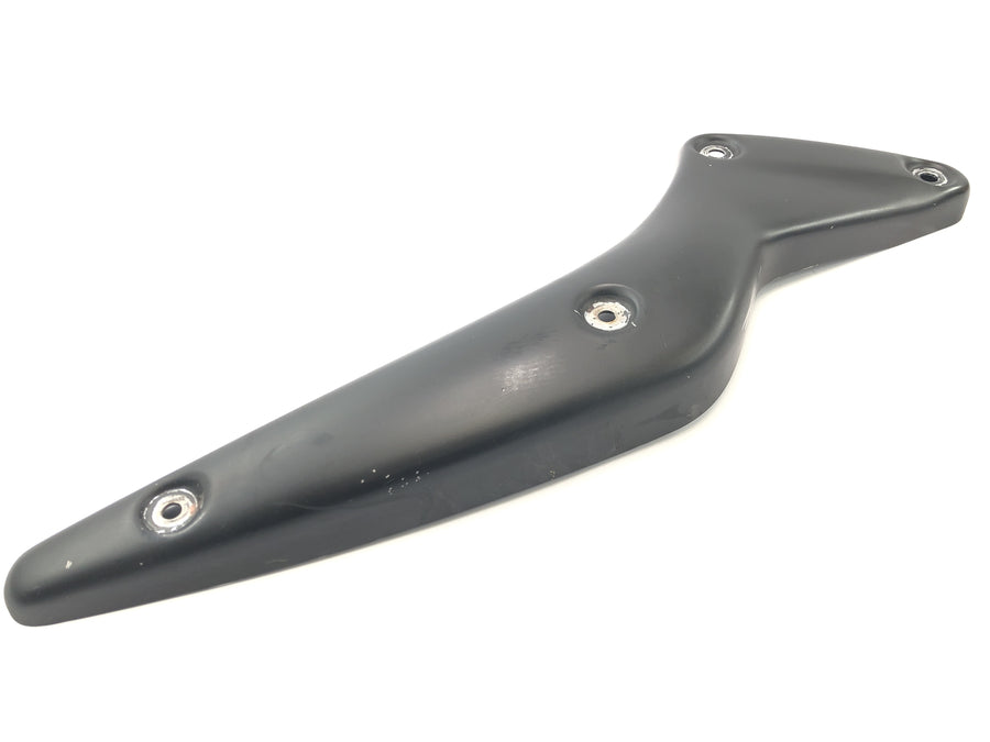 Suzuki VZ 1500 WVCU [2011] - Puntal de guardabarros trasero soporte izquierdo guardabarros trasero
