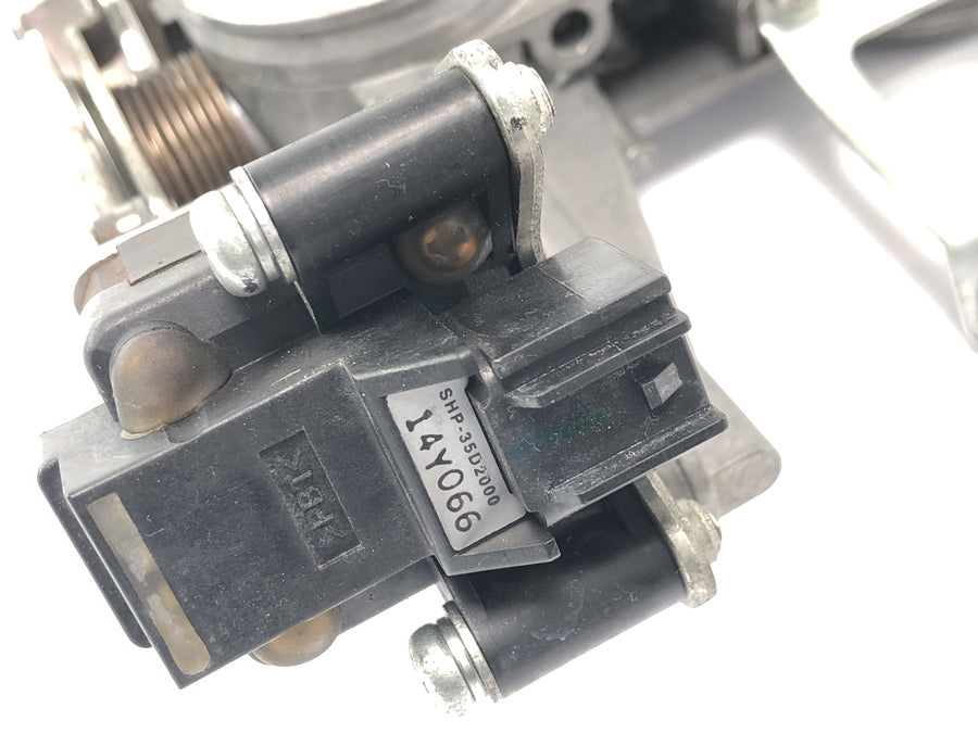 Triumph Speed Triple 1050 515NJ [2007] - Cuerpo de mariposa