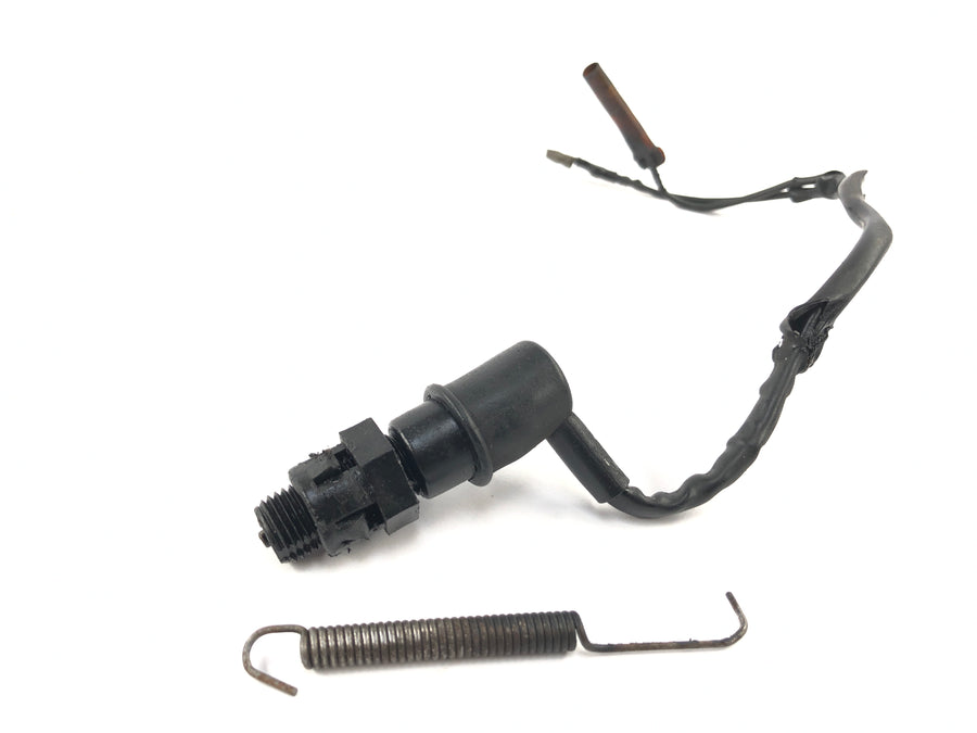 Yamaha XT 550 5Y3 [1982] - Interruptor de luz de freno en la parte posterior
