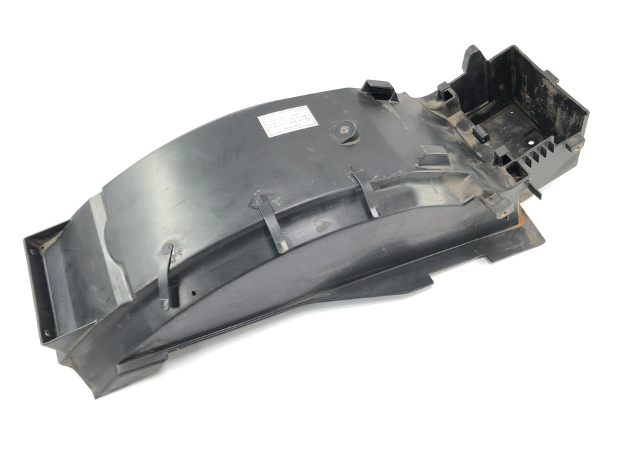 Kawasaki ZX -10 ZXT00B [1990] - Fender detrás de la base trasera de protección de salpicaduras
