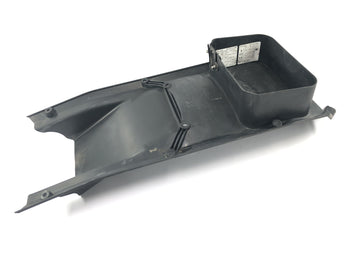 Moto Guzzi Stelvio 1200 8V [2016] - Protector contra salpicaduras del panel interior trasero de los bajos - 0
