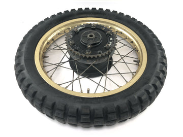 Yamaha XT 500 1U6 [1981] - Llanta trasera rueda de radios dorados 1,85 x 18" con freno de tambor
