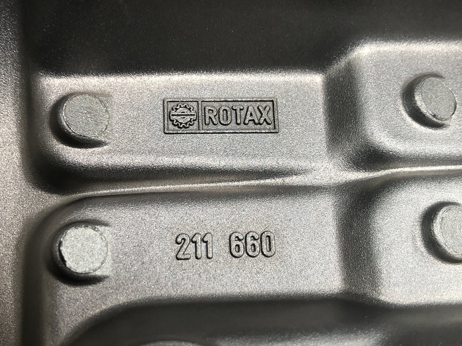 Aprilia Mille RSV 1000 ME [1999] - Tapa válvulas tapa culata tapa motor Rotax