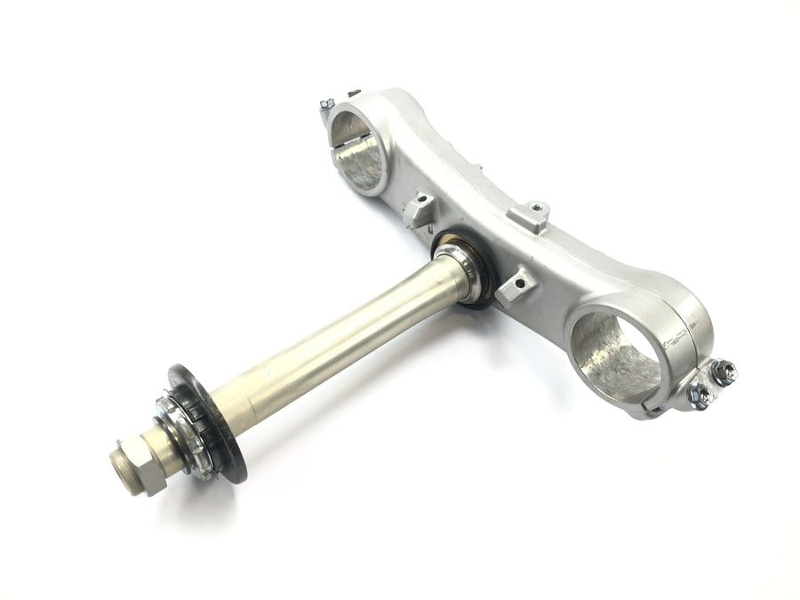 Honda CBR 1000 RR SC57 [2006] - puente de horquilla inferior puente de dirección eje de dirección