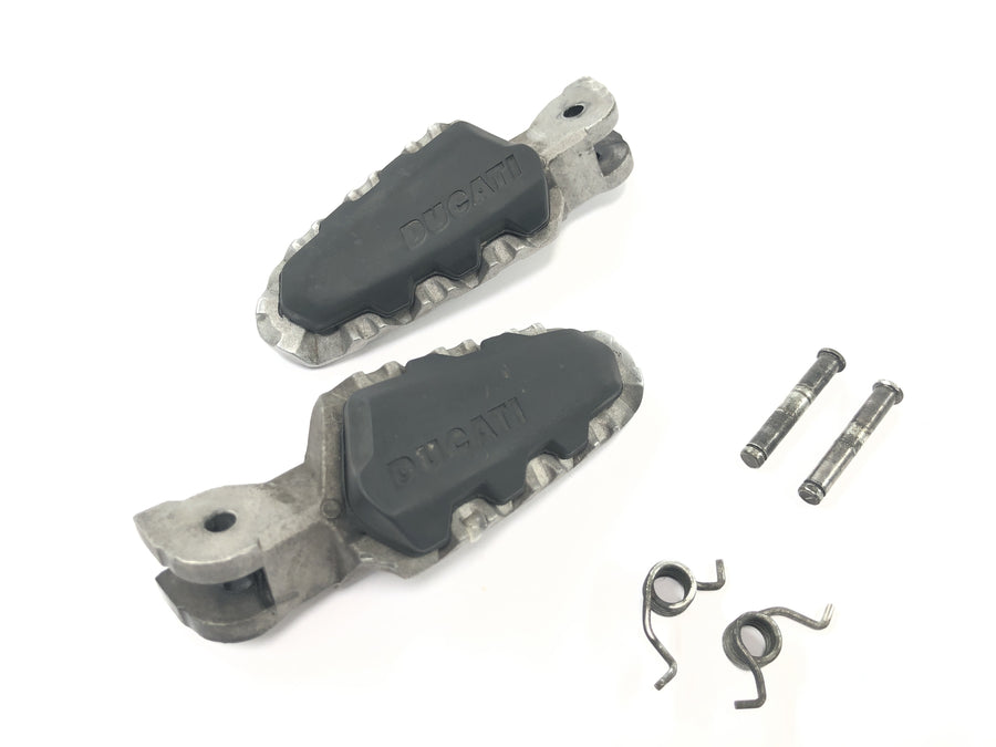 Ducati Multistrada 1200 S Touring [2009] - Reposapiés conductor Juego de reposapiés conductor