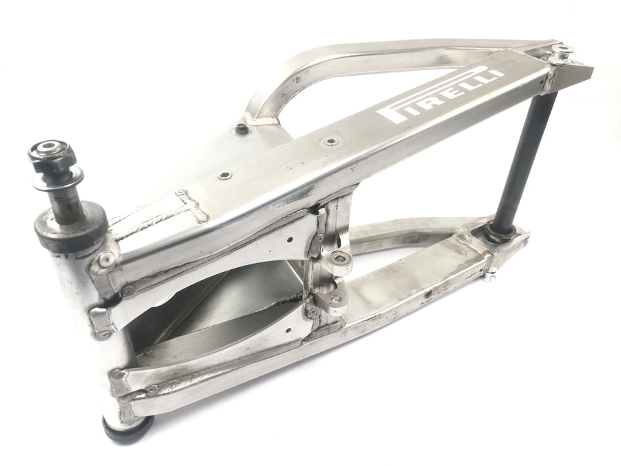 Yamaha YZF R1 RN01 [1998] - Schwinge Rode Wheel Swing