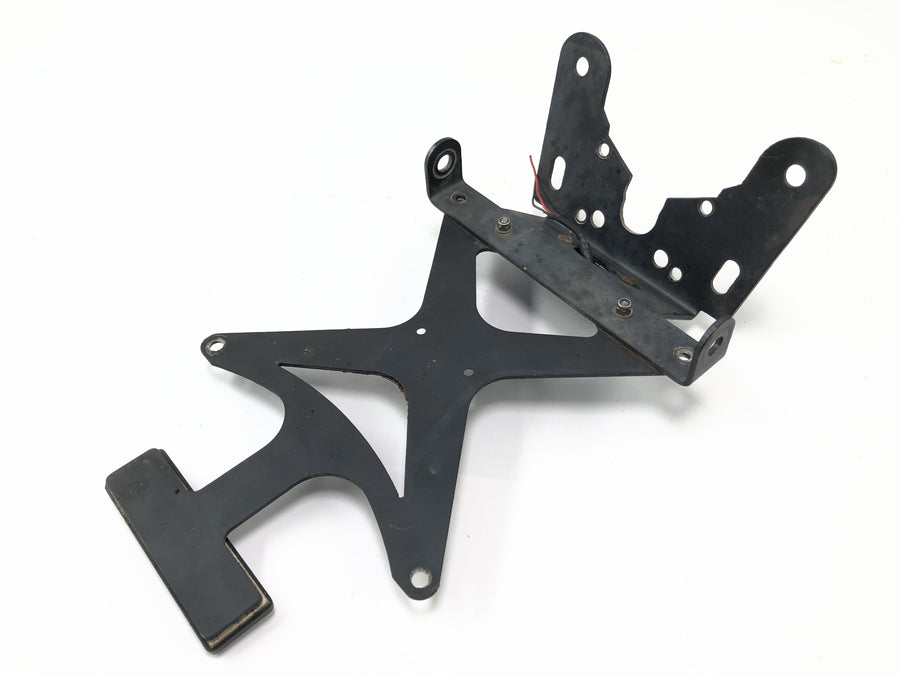 Yamaha YZF R1 RN09 [2003] - Placa de titular de características detrás