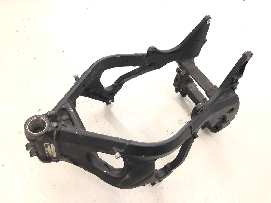 Honda CBR 600 RR PC37 [2004] - Chasis con papeles marco principal