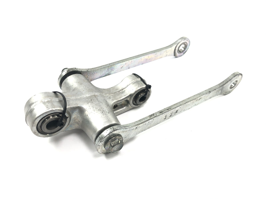 Suzuki GSF 1250 SA Bandit WVCH [2007] - Palanca de desviación del amortiguador
