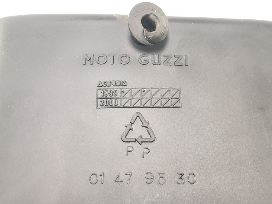 Moto Guzzi V11 Sport [1999] - Tapa del compartimento portaobjetos