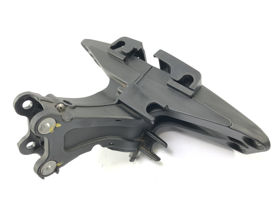 Aprilia RSV4 1000 [2010] - Soporte de la cabina del soporte de revestimiento
