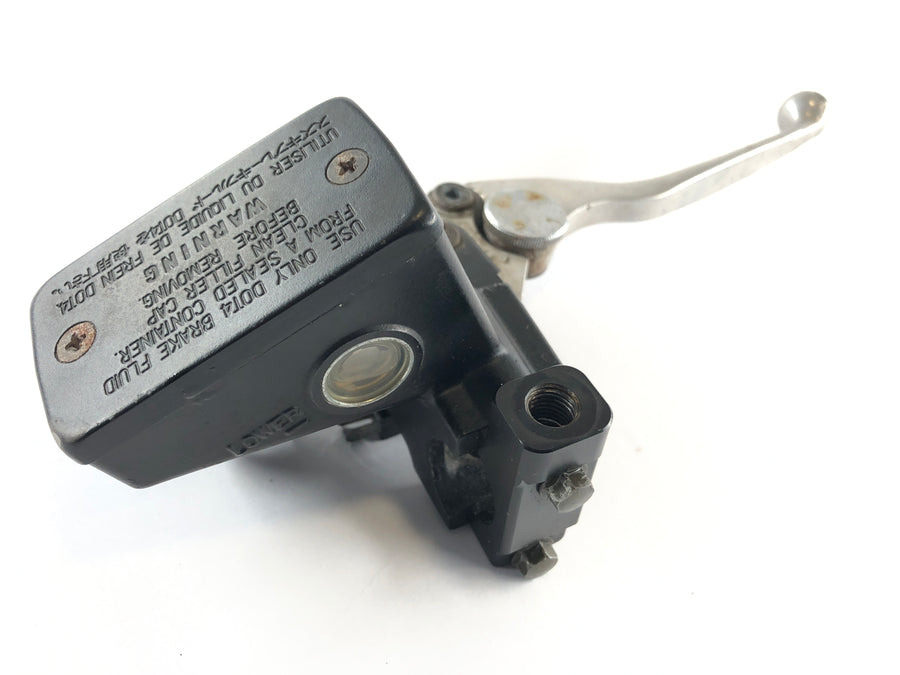 Suzuki GSX -R 1100 W GU75 C [1993] - Bomba de estrago en el frente