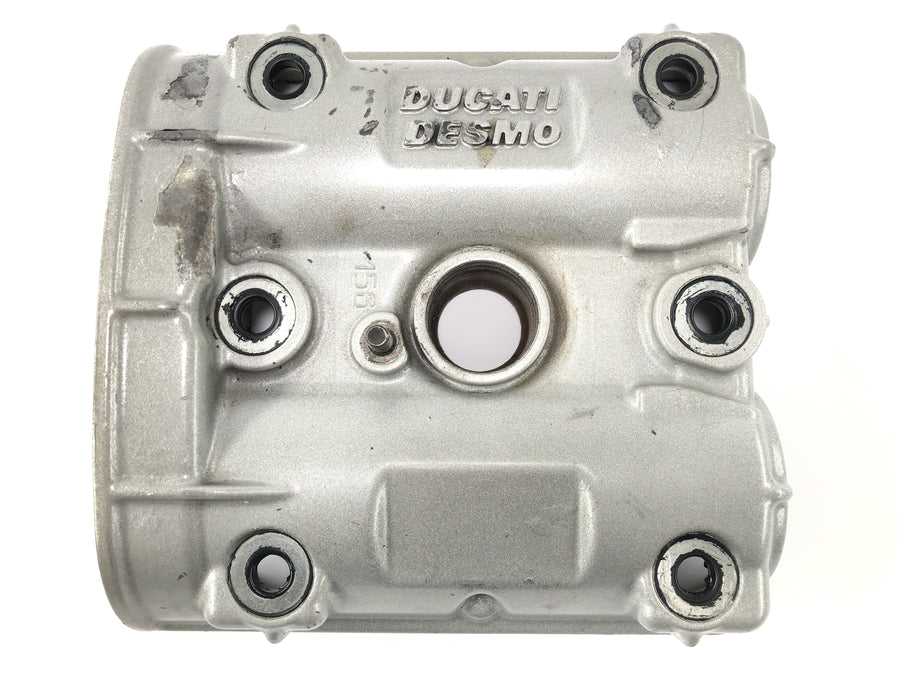 Ducati 999 H4 [2003] - Tapa de válvula en la parte posterior