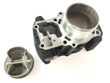 Suzuki VZ 1500 WVCU [2011] - Cilindro con cilindro de pistón trasero - 0