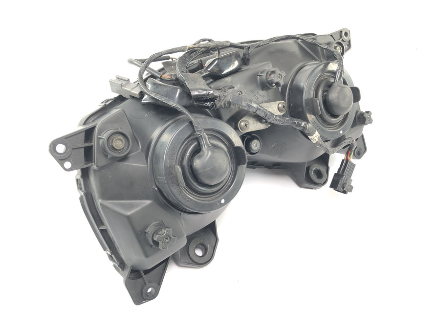 Kawasaki ZRX 1200 S ZRT20A [2002] - Uso de lámpara de luz delantera de los faros delanteros