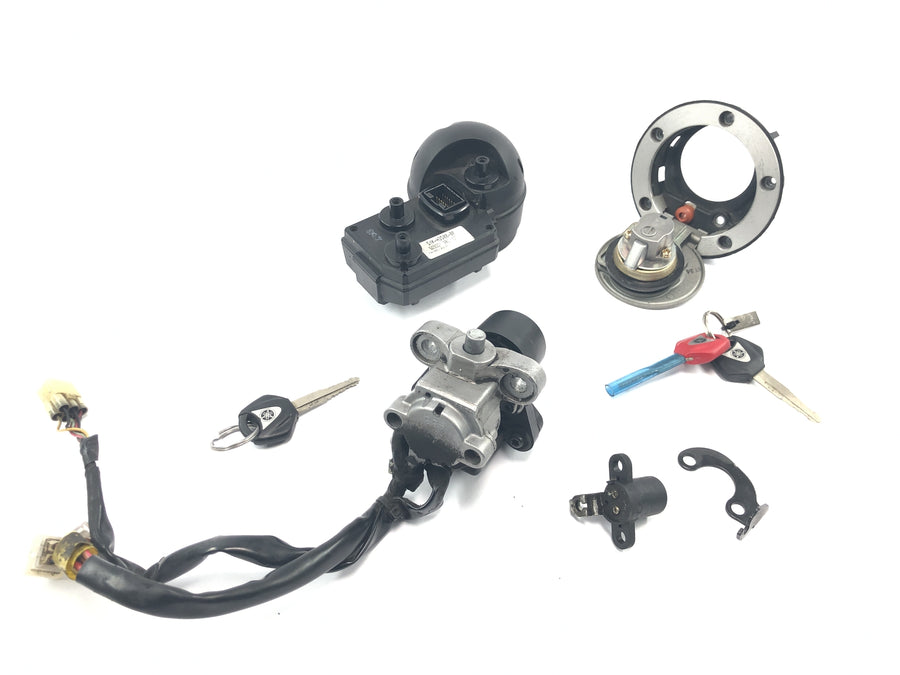 Yamaha MT 03 RM02 [2007] - Bloqueo conjunto velocímetro 46063 km instrumentos de cabina display tacómetro