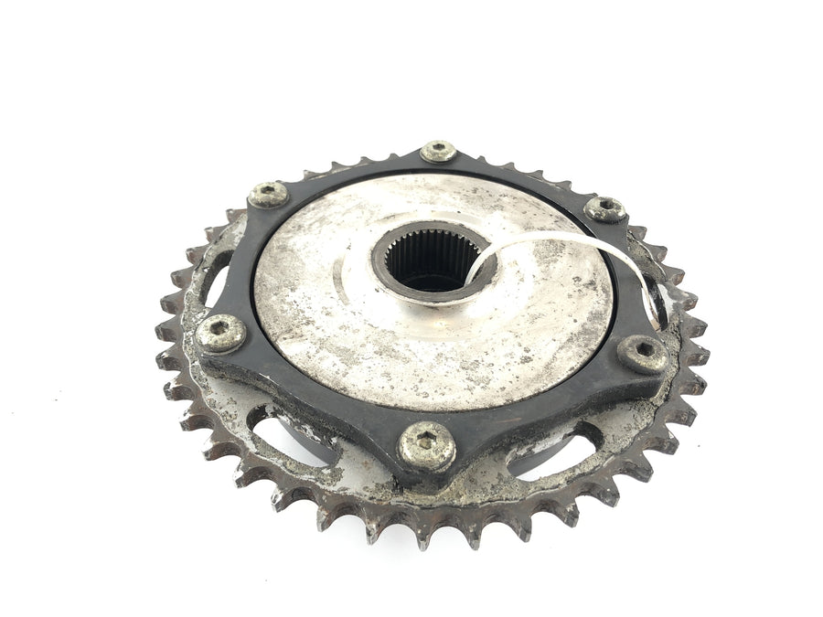 Triumph Speed ​​Triple 955i [1999] - rueda de cadena en la parte posterior 43 dientes