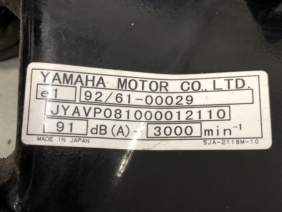 Yamaha XV 1600 Wild Star VP08 [2002] - Marco con papeles