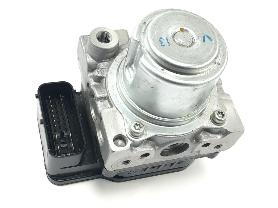 Suzuki GSF 1250 SA Bandit WVCH [2007] - Unidad hidráulica de control ABS