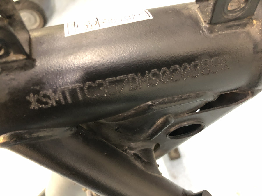 Triumph Daytona 900 T300D [1996] - Bastidor principal con documento de matriculación del vehículo