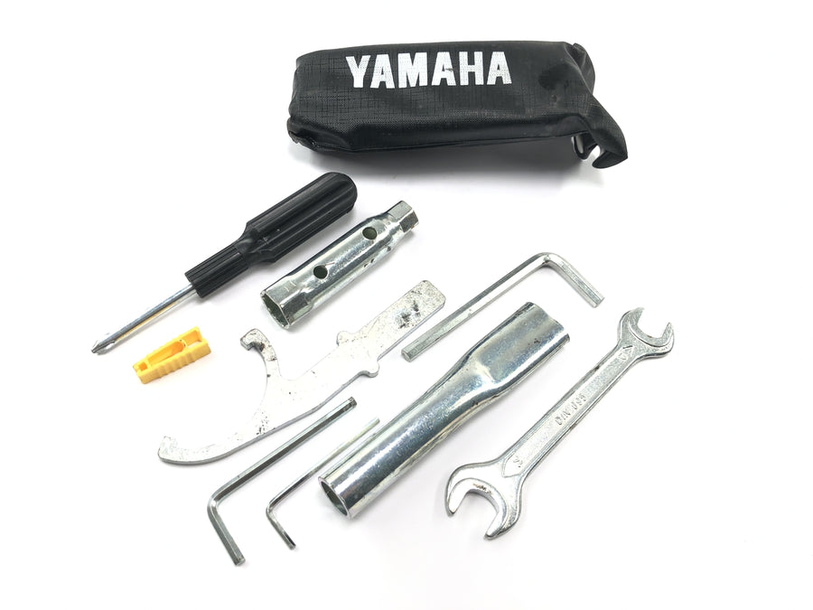 Yamaha WR 125 X DE07 [2010] - Bolsa herramientas herramientas a bordo