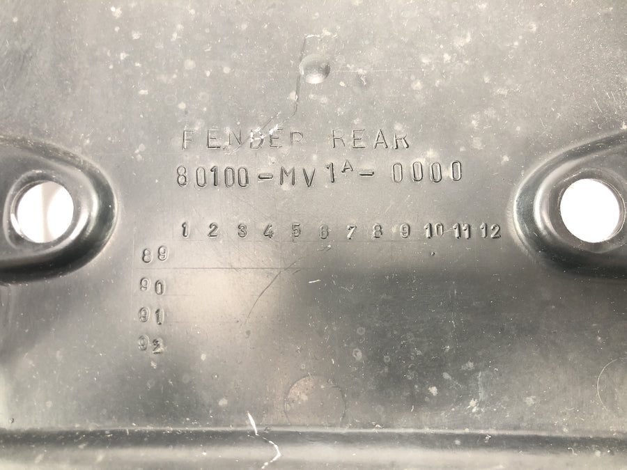 Honda XRV 750 Africa Twin RD04 [1990] - Guardabarros interior carenado interior