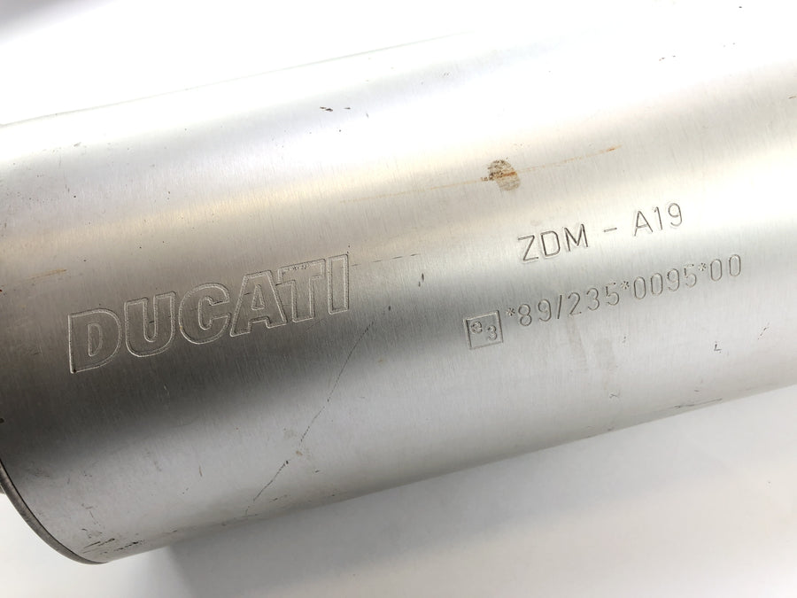 Ducati 900 SS [1991] - Muffler de escape a la derecha