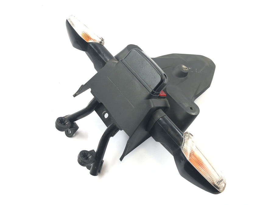 Honda CBR 125 R JC50 [2012] - Portamatrículas con protector contra salpicaduras de intermitentes
