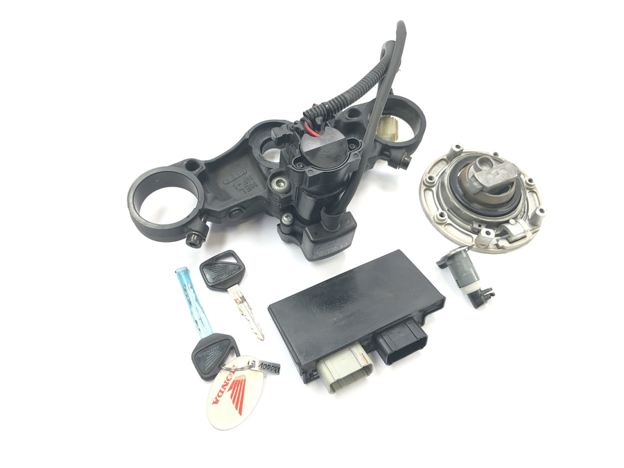 Honda CBR 1000 RR SC57 [2006] - Conjunto cerradura cerradura encendido tapa depósito llave cerradura dirección CDI