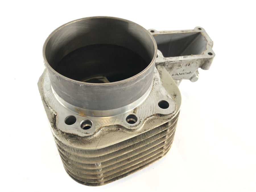 BMW R 1150 R R21 [2002] - Cilindro con pistones a la derecha