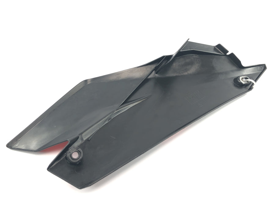 SWM SM 125 R [2018] - Panel lateral cubierta lateral derecha