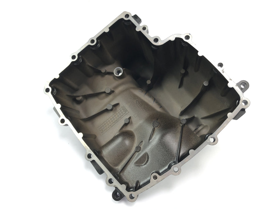 Triumph Street Triple R 675 D67LD [2010] - Tapa del motor de la bandeja de aceite