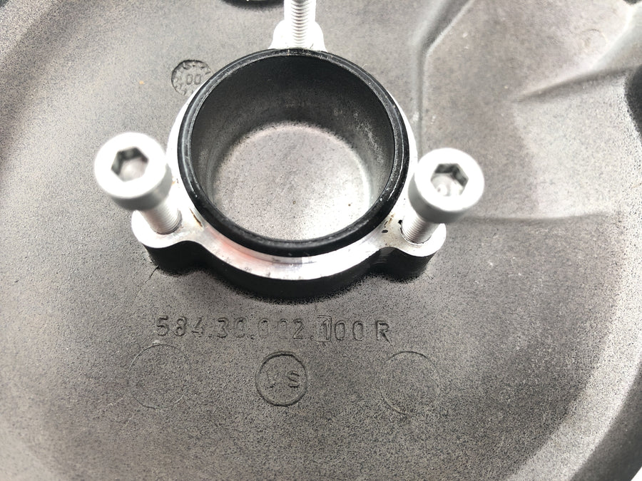 KTM 640 Adventure LC4 [2001] - Tapa alternador tapa motor