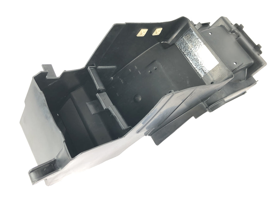 Kawasaki ZRX 1200 S ZRT20A [2001] - Panel interior guardabarros interior trasero caja bateria