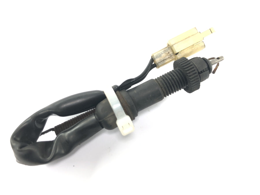 Honda ST 1100 SC26 Pan European [1990] - Pedal del interruptor de la luz de freno trasero