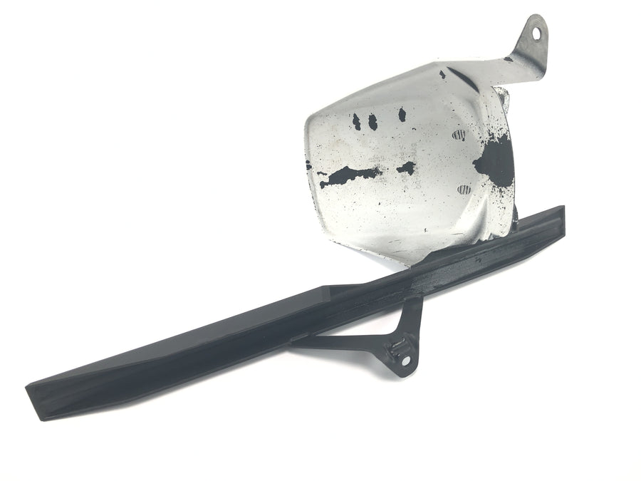Yamaha MT 03 RM02 [2007] - Cubre rueda trasera con protector de cadena y salpicadero trasero