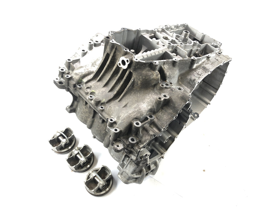 Triumph Daytona 955i T595N [2003] - Bloque de motor del cilindro de carcasa del motor Bloque