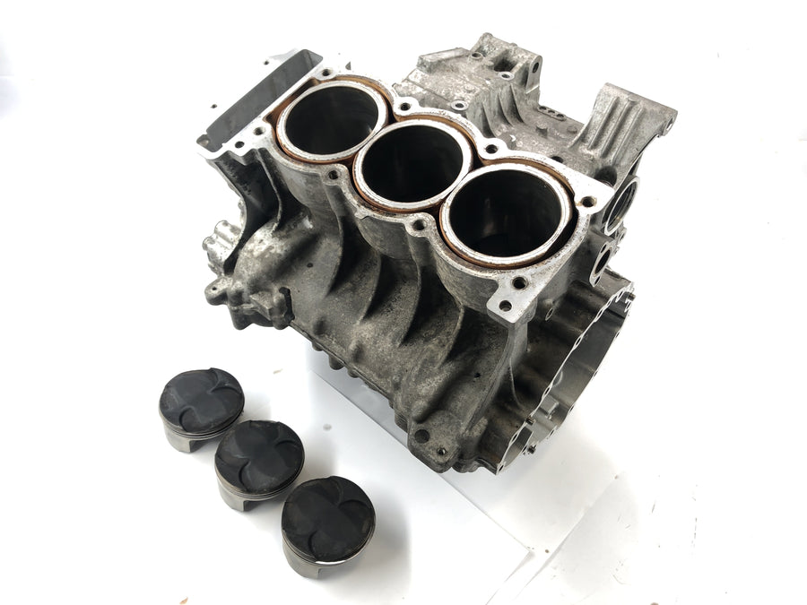 Triumph Daytona 955i T595N [2003] - Bloque de motor del cilindro de carcasa del motor Bloque