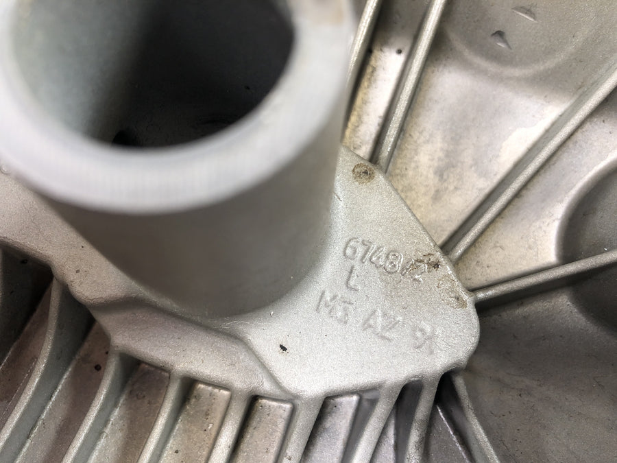 BMW R 1200 ST R1ST [2006] - Cubierta de la cabeza del cilindro de la tapa de la válvula Magnesio izquierdo