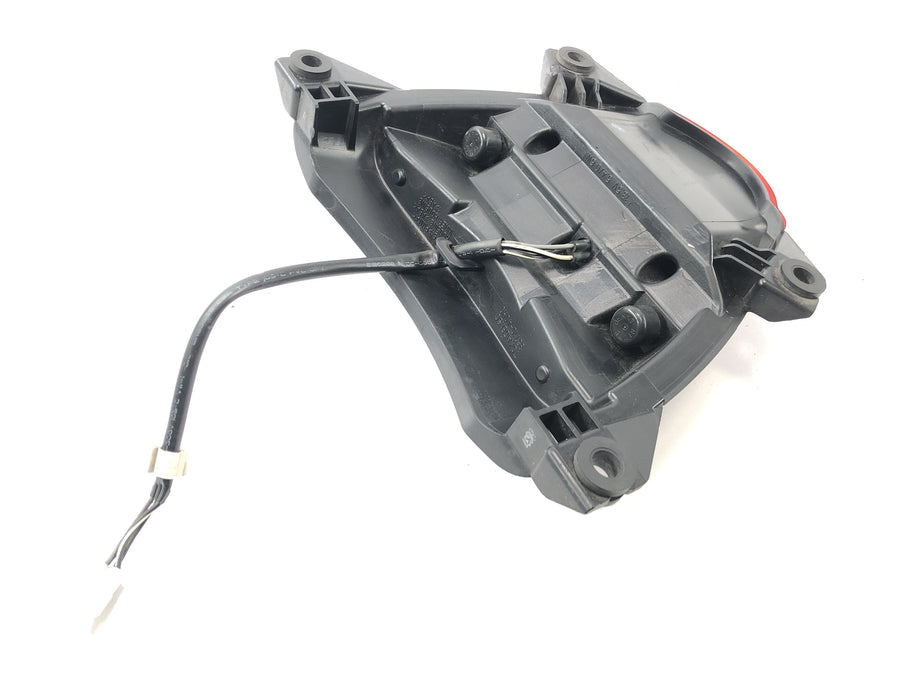 Suzuki VZ 1500 WVCU [2011] - luz trasera luz trasera luz trasera