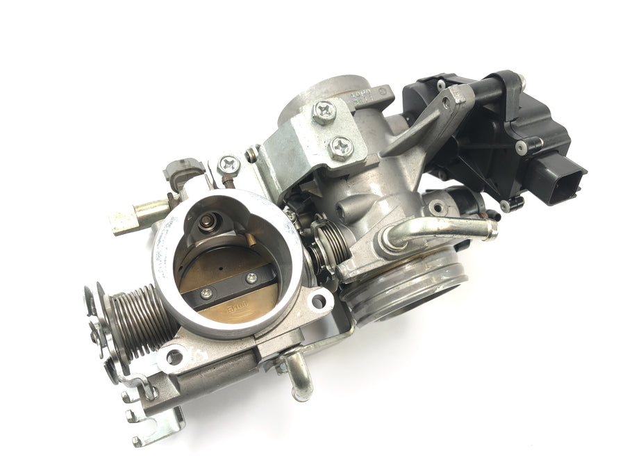 Suzuki VZ 1500 WVCU [2011] - Tapa de control de gas de la válvula de mariposa