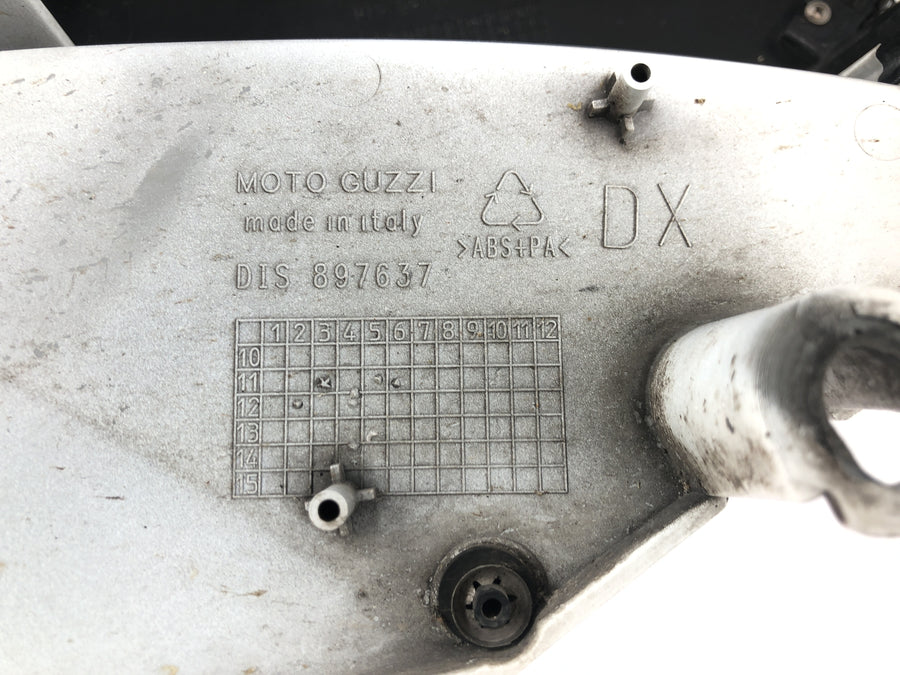 Moto Guzzi Stelvio 1200 8V [2016] - Panel lateral panel lateral derecho