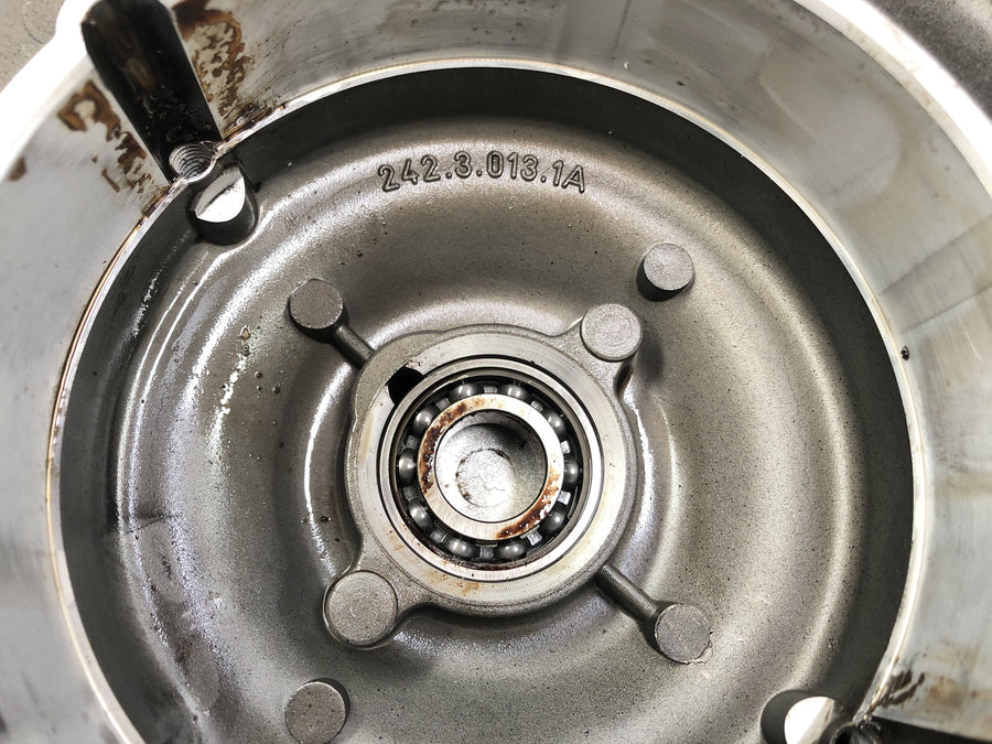 Ducati 900 SS [1991] - Tapa del motor de cubierta alternador