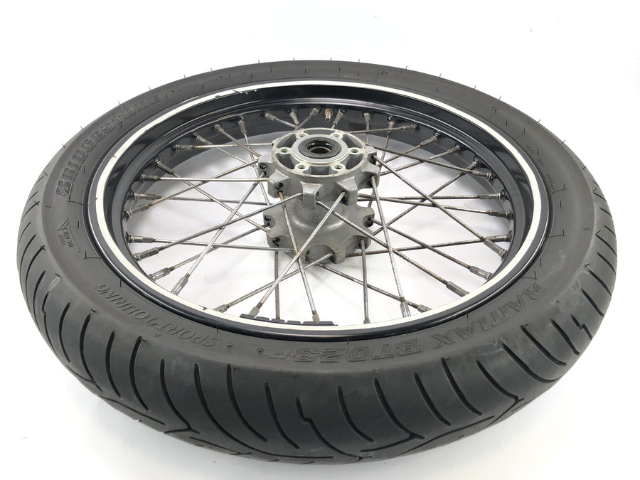 Moto Guzzi Stelvio 1200 4V [2009] - Tire del borde de la rueda delantera habló