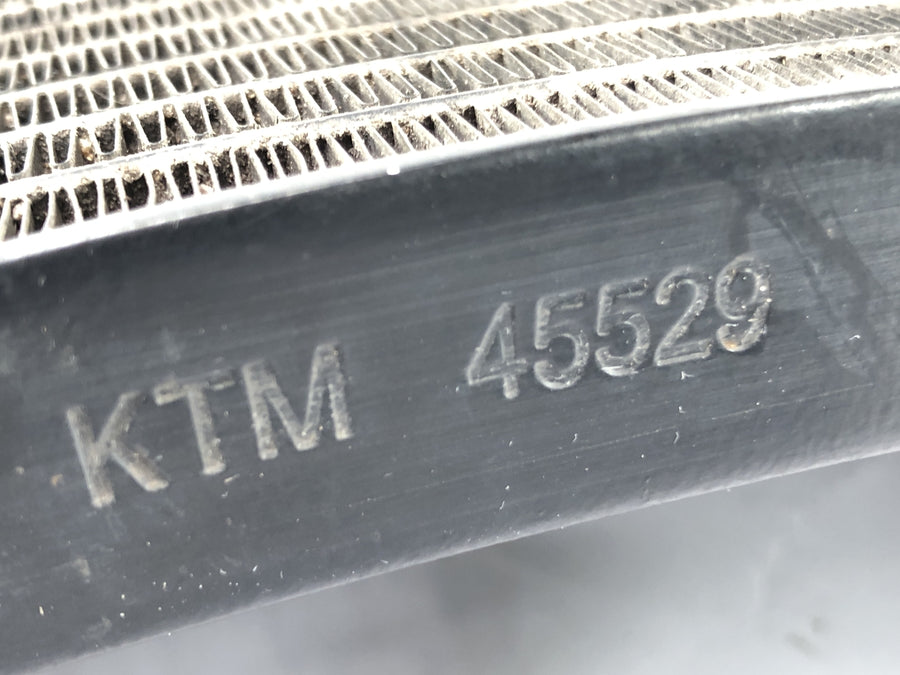 KTM 690 SM Prestige [2007] - intercambiador de calor frío